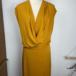 DVF Diane Von Furstenberg Reara Mustard Yellow 100% Silk Dress